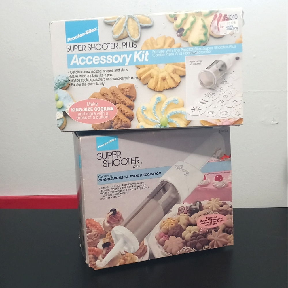 Super shooter plus cookie press & accessories kit